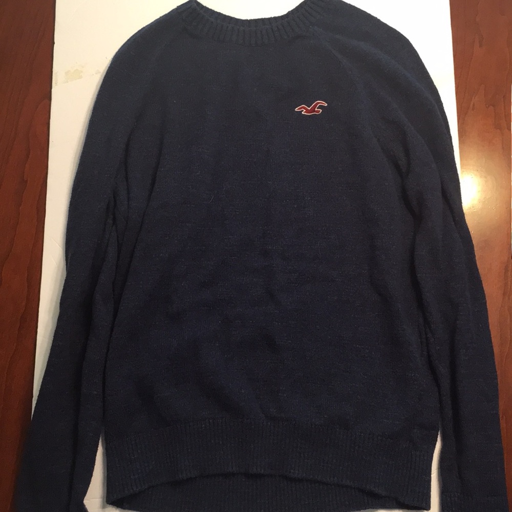 Hollister sweater